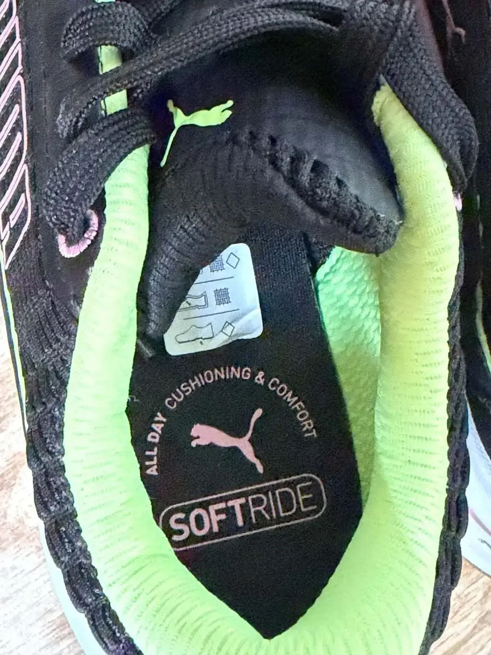 Puma Softride Divine Women's Running Shoes Black Fizzy Apple Size 7.5